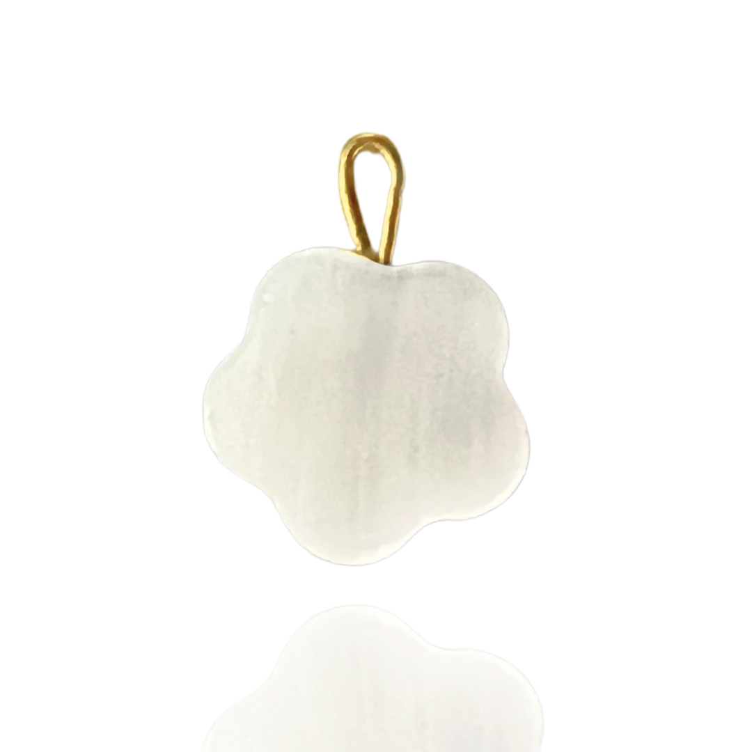 Breloque Fleur de Nacre Écrin Divin