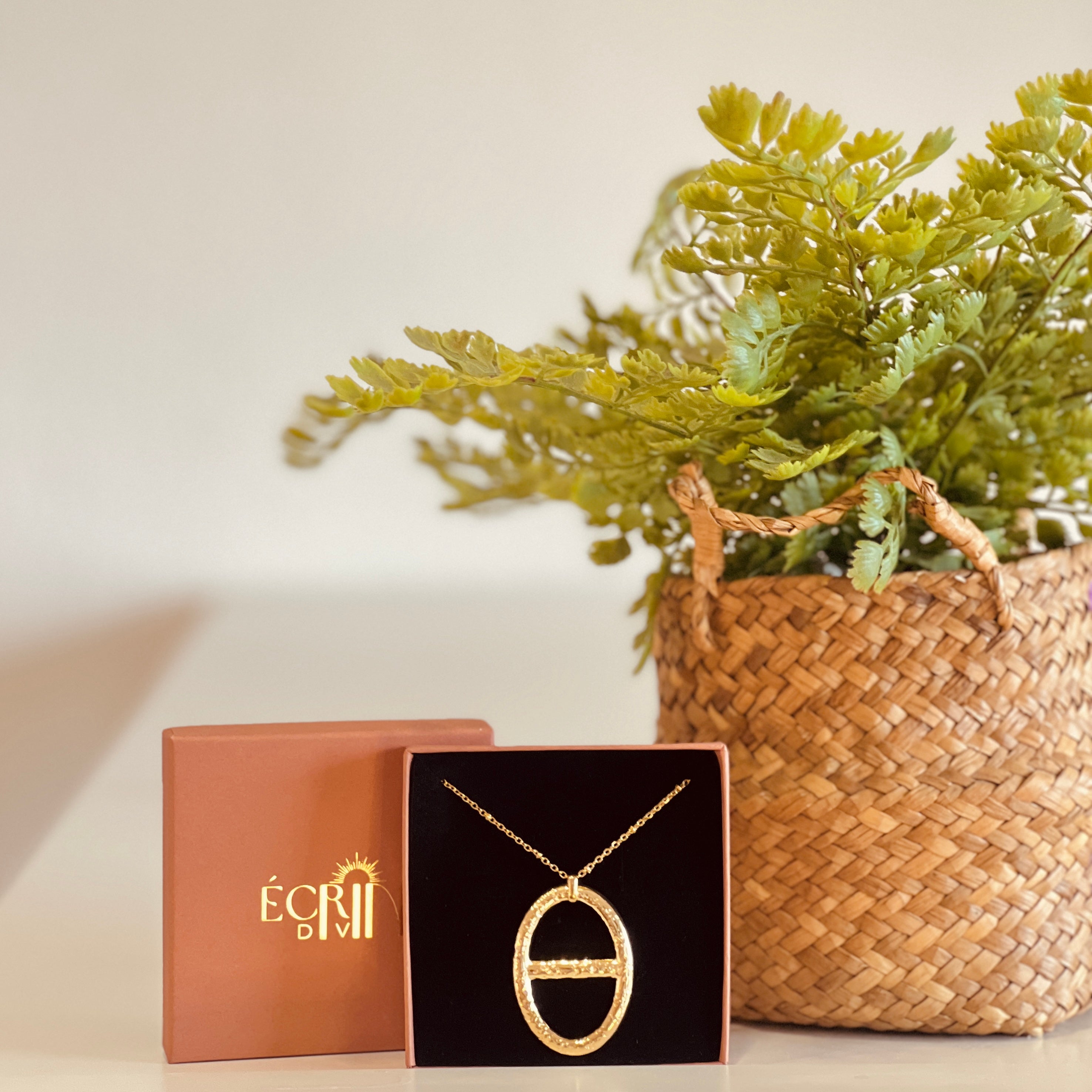 Collier Émilie Écrin Divin