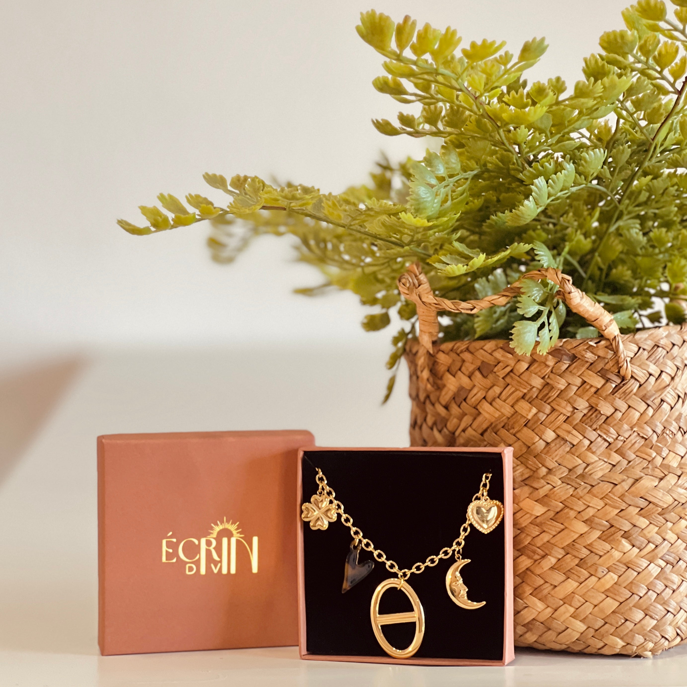 Collier Inès Écrin Divin