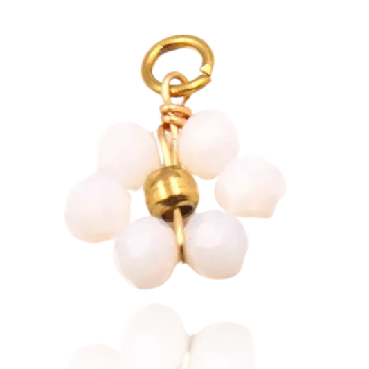 Breloque Fleur en Perles Écrin Divin